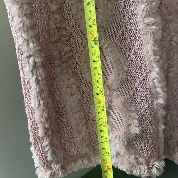 Paula Lishman knitted vest. - Picture 7 of 7